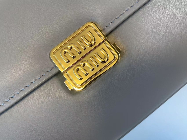 スーパーコピーブランドバッグ細部ディテール